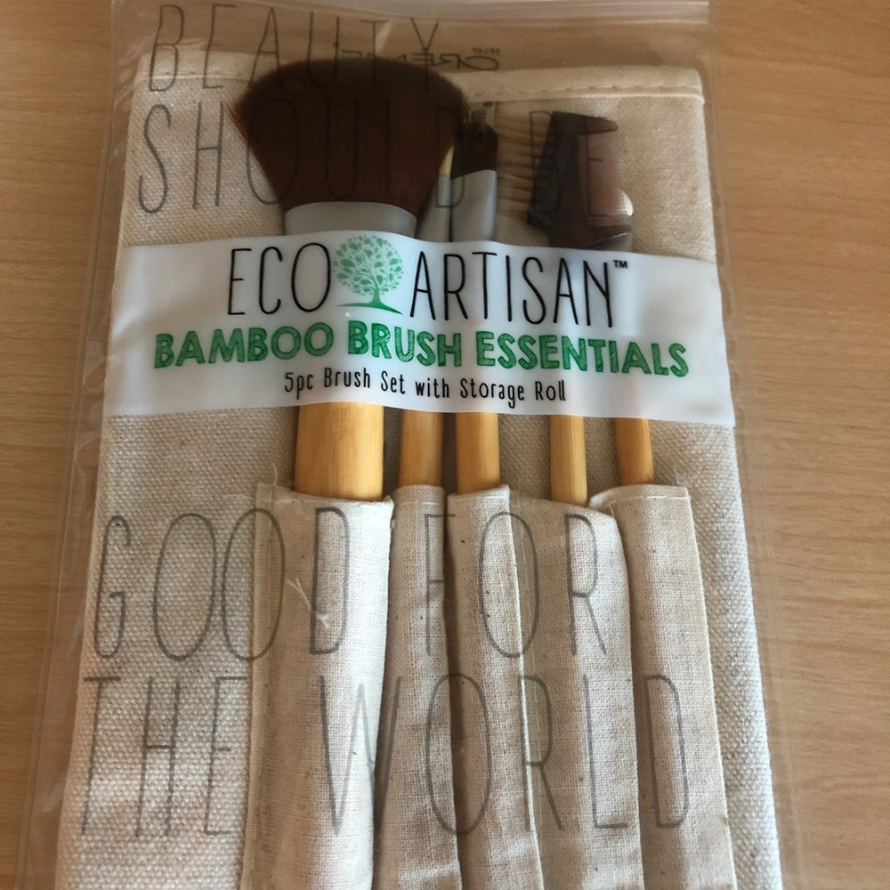 SOLD 🖌Makeup 💄 Brushes🖌